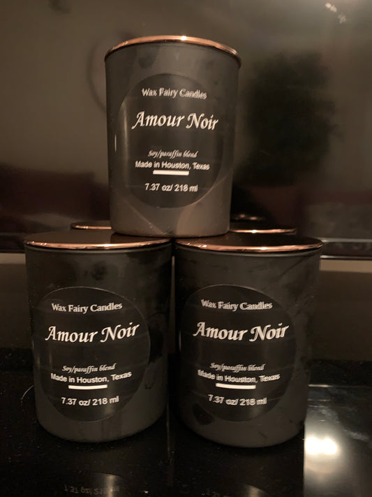 Amour Noir Scented Candle